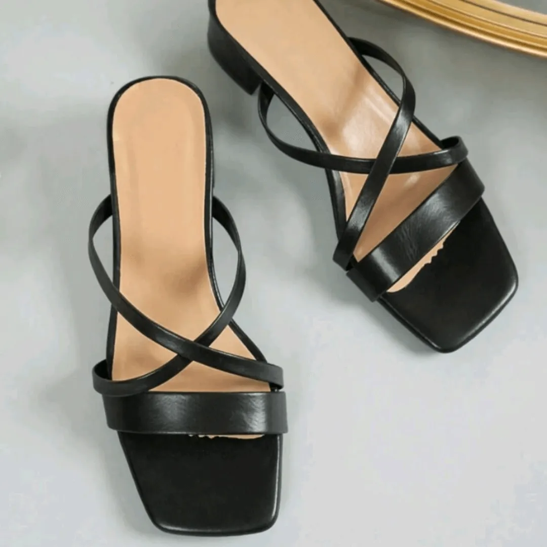 Elegant Strappy Chunky Heeled