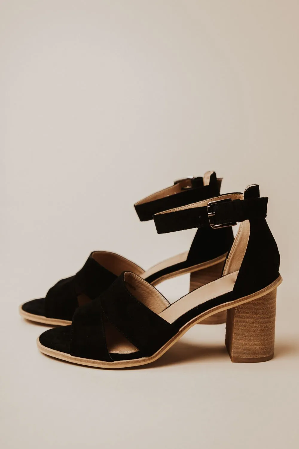 Lara Buckle Heel in Black
