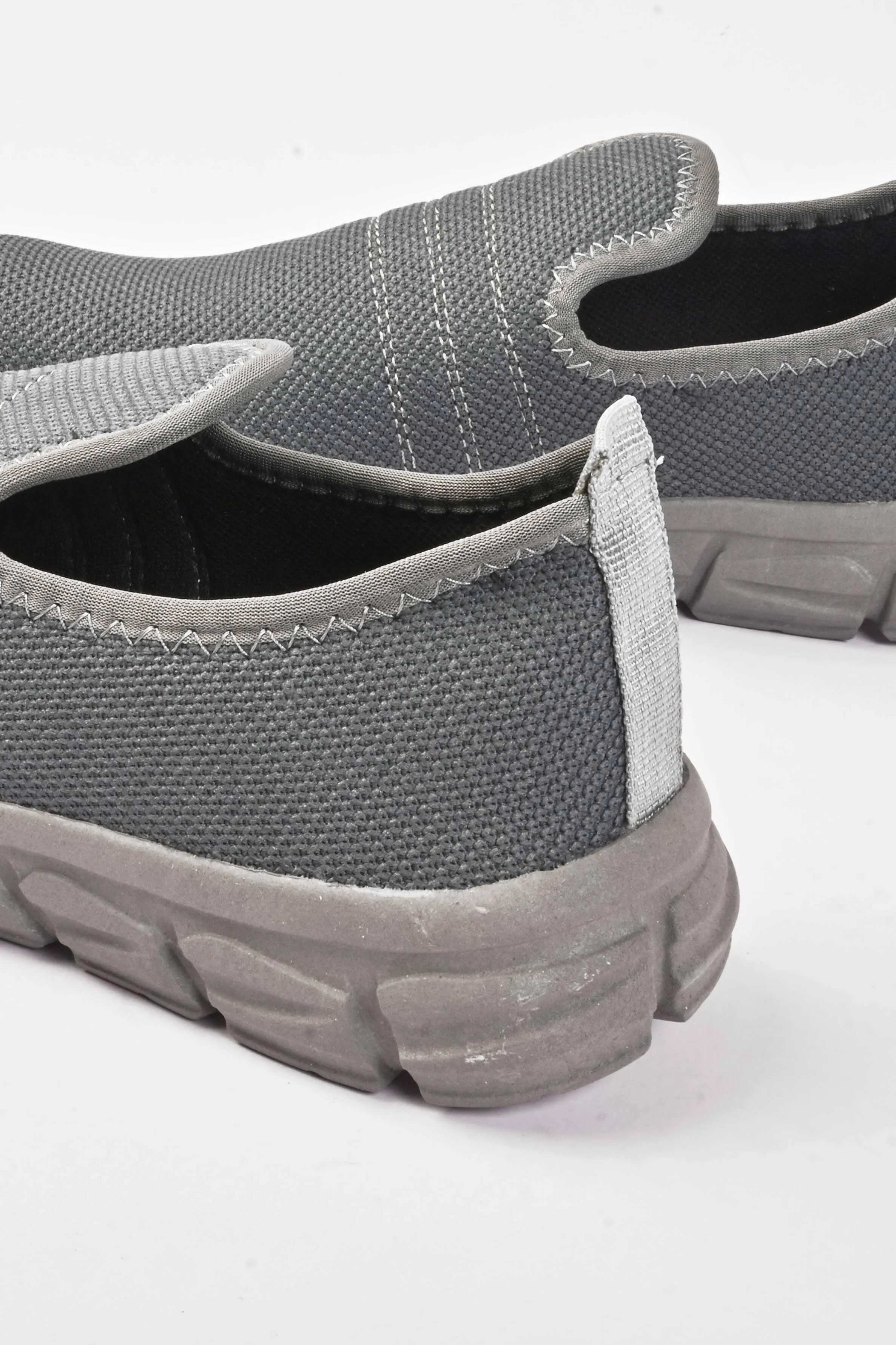 MR Men's Slip On Jogger Shoes