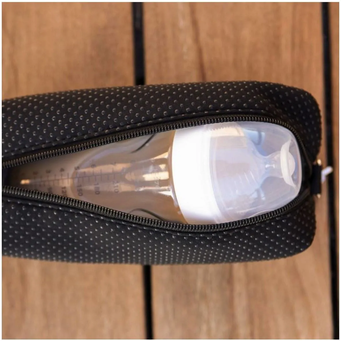 Petunia Pickle Bottom Bottle Butler: Black/Neoprene